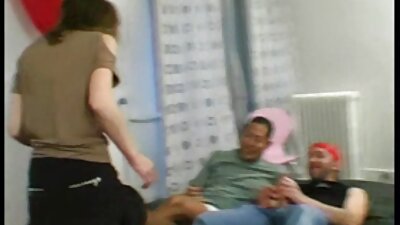 شقراء افلام جنس اسرائيلي مثير مع زوج من الثدي يجلس على رأس الرجل الكبير